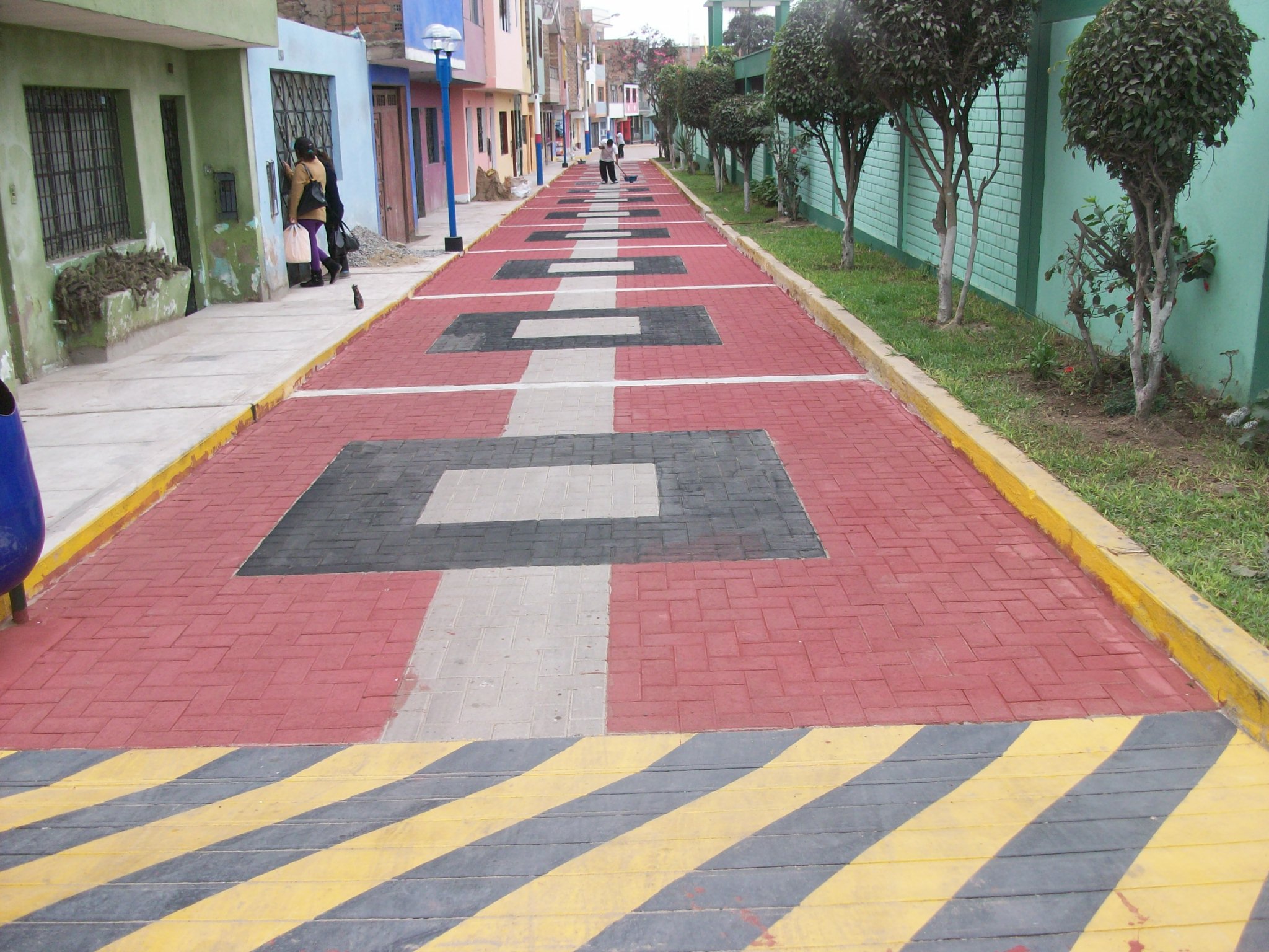 Obra de adoquinado en Carmen de la Legua Reynoso, Callao, por Inversiones Lucong