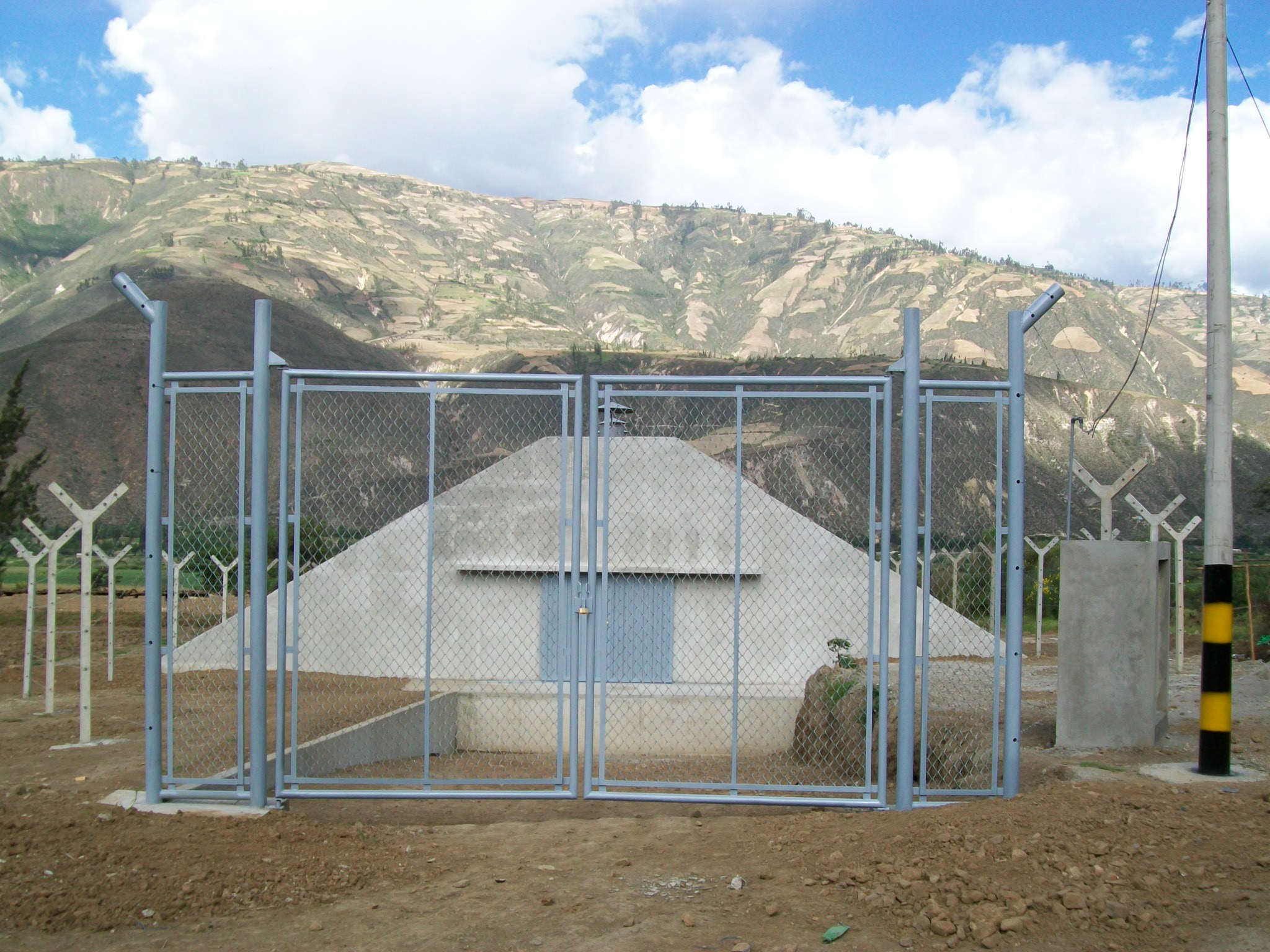 Construcción de polvorín en Caraz, Áncash, por Inversiones Lucong